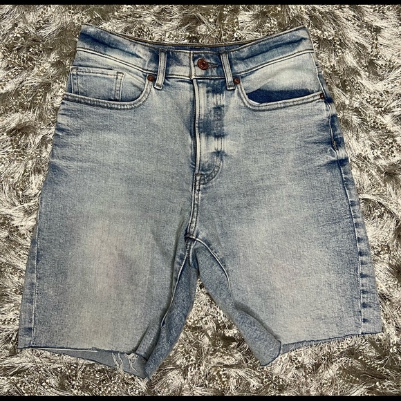 Express Bermuda Mid Jean Shorts - Picture 1 of 3